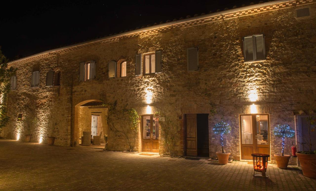 카스텔누오보베라덴가 Borgo Argiano 빌라 외부 사진